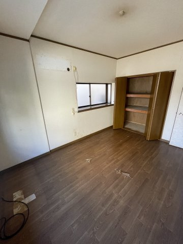 丸山町3丁目戸建の居間・リビング