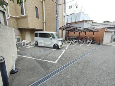 【駐車場】 | ロイヤルクイーンズパーク蛍池
