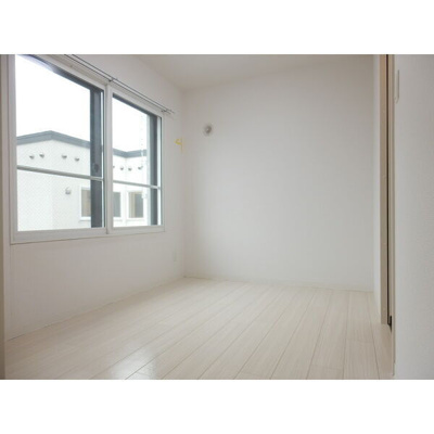 【内装】 | ピノ・ノワール医大前