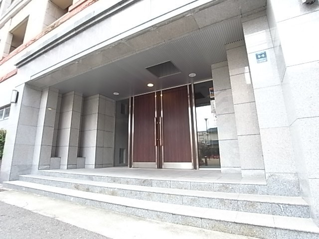 エステムコート三宮EASTポルトマーレのエントランス