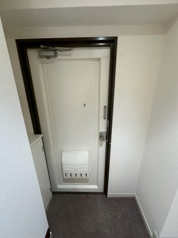 ルナメゾン芦屋の玄関