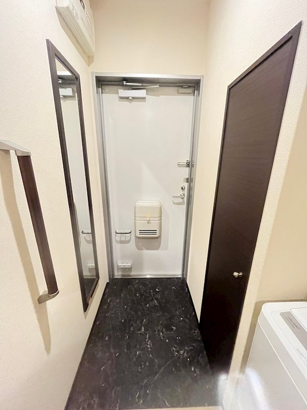 レオネクスト甲南山手の玄関