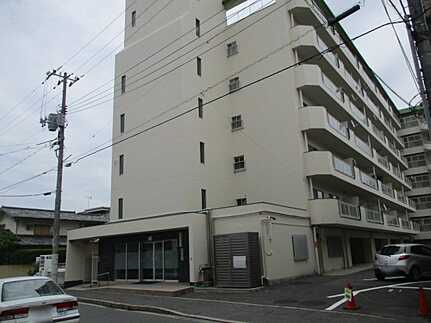 東観音町コーポプリューリープ7階の外観