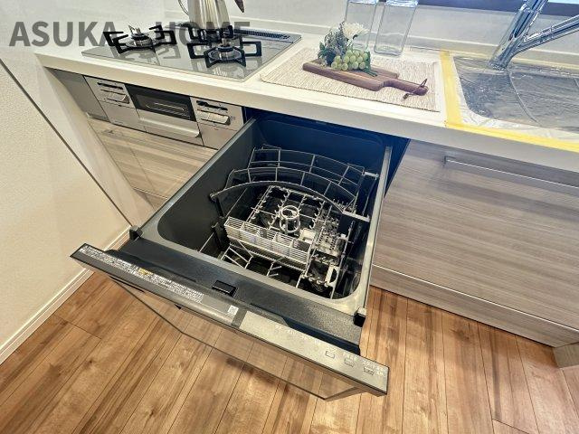 大口ハウスA棟のその他|作業スペースをゆったり確保し他システムキッチン調理や配膳もスムーズに行えます。