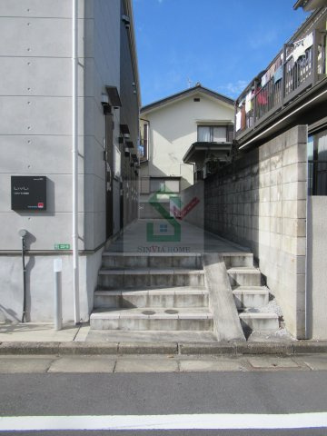 リブリサン石神井のエントランス