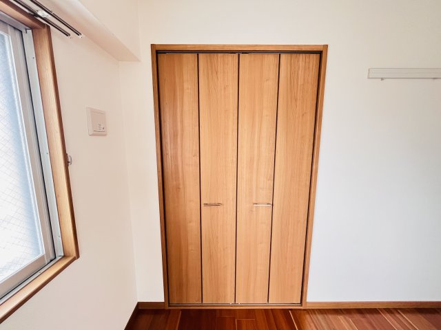 グランドール・コアの洋室