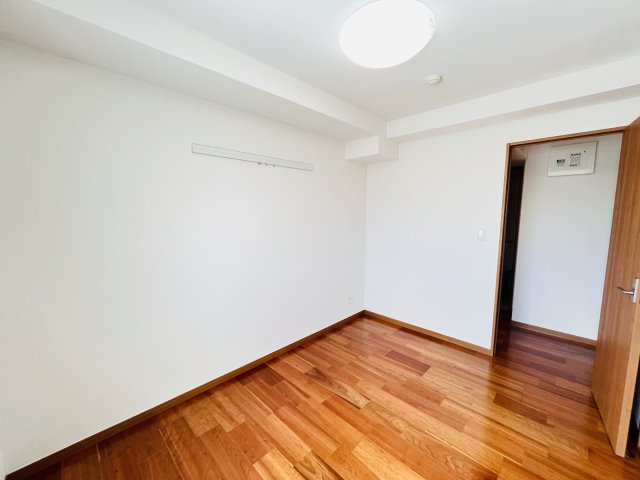 グランドール・コアの洋室