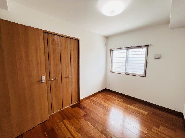 グランドール・コアの洋室