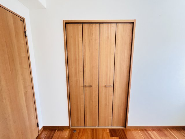 グランドール・コアの洋室