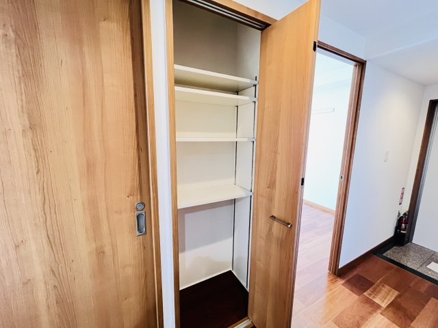 グランドール・コアの玄関