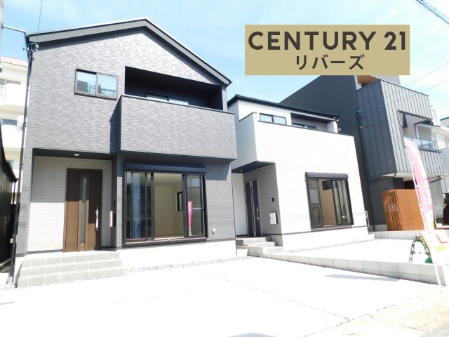 名古屋市北区長喜町３丁目の新築一戸建の前面道路含む現地写真|☆１号棟☆　　新価格！！いつでも見学出来ます♪（お問合せ当日、平日、水曜、夜間でもＯＫ）　南向き！　駐車楽々並列２台ＯＫ　５ＬＤＫ変更可！　広いＬＤＫ２２．１帖♪　多用途に利用できるサービスルーム！