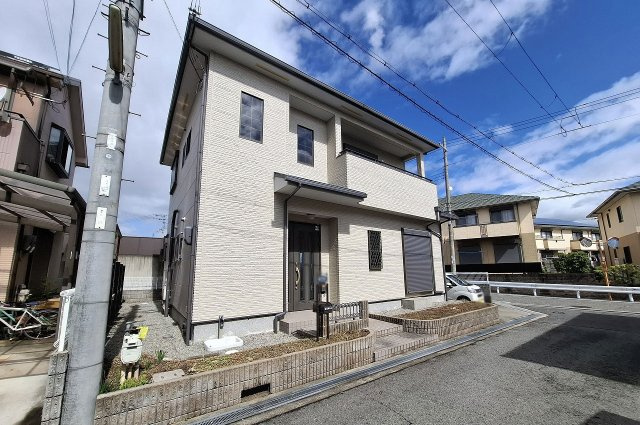 岸和田市尾生町5丁目の前面道路含む現地写真