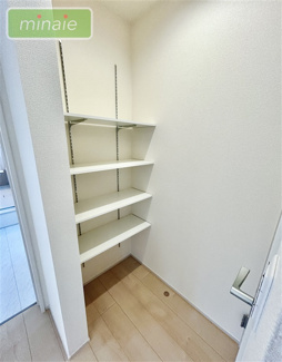 【収納】 | 本日内見できます　小・中学校6分　2階LDK　12号棟　市川市真間5　 | 販売現地
