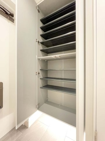 ライオンズマンション岸根公園の収納