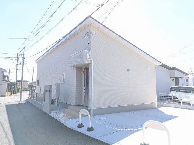 八王子市　小宮町　平屋（新築一戸建て）の外観|～小宮駅徒歩9分　敷地はゆとりある55坪超　暮らしの変化に寄り添う平屋～