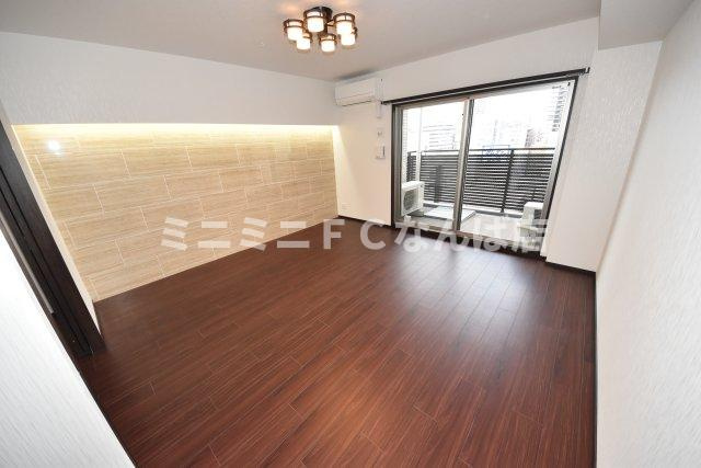 レオングラン本町橋の居間・リビング