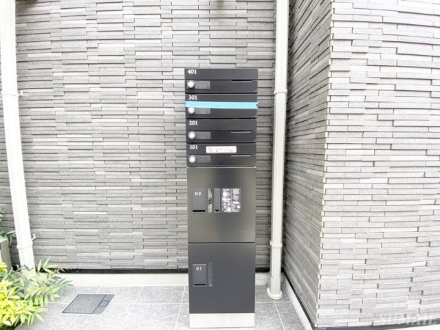 ビューノ日暮里南公園のその他共用部分|宅配BOXとPOSTです☆