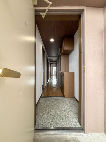 セレスト米子角盤町の玄関