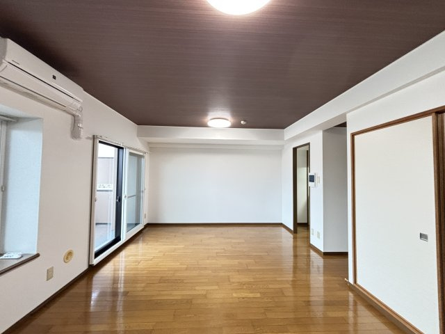 セレスト米子角盤町の居間・リビング