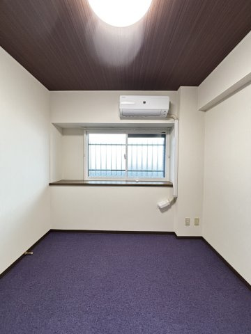 セレスト米子角盤町の洋室