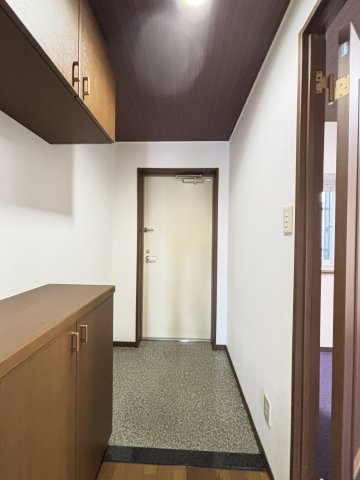 セレスト米子角盤町の玄関