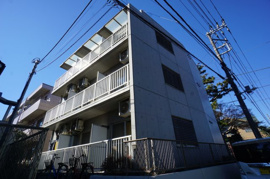 落ち着いた雰囲気の外観です