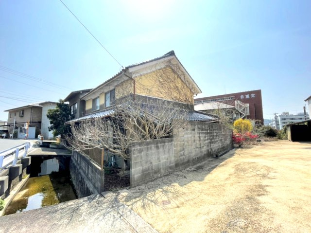 福山市新市町戸手　土地の外観
