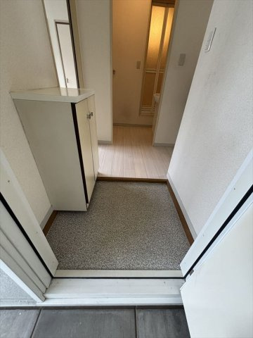 収納もある玄関です