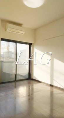 【居間・リビング】 | フェルクルール上野根岸 | 洋室のお部屋です。