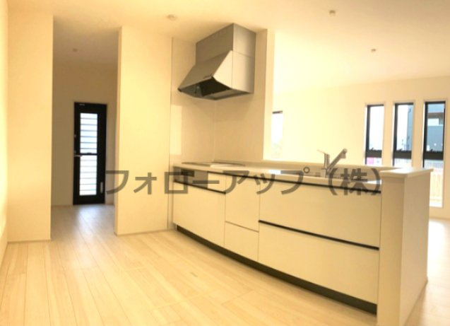 リーブルガーデン湖南市水戸町3期のキッチン|きれいなキッチンです
