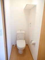 清潔感のあるトイレです