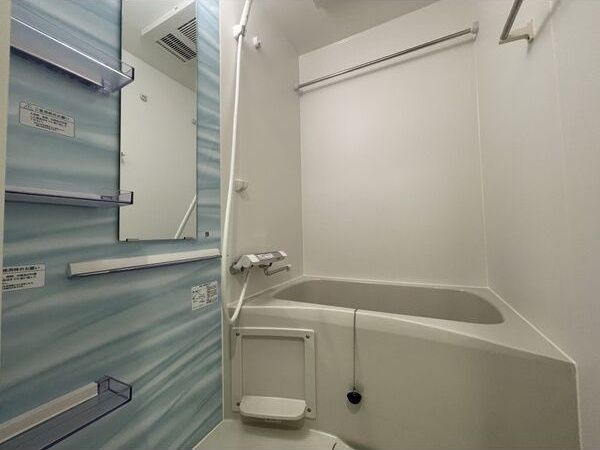 ラシーヌ瓦屋町の浴室