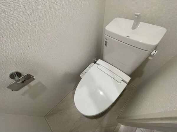 ラシーヌ瓦屋町のトイレ