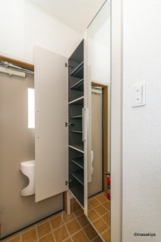 バードランド　Cの玄関|下駄箱・玄関収納