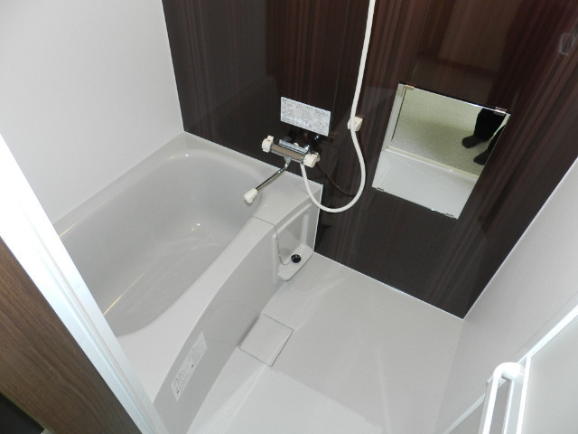 ヴァンベール宮の森Ⅲの浴室