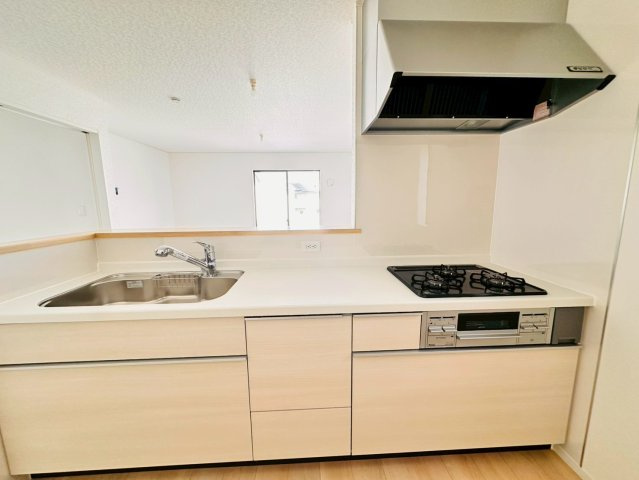 ♥♥宜野湾市上原第2-2号棟（全3棟）のキッチン|現地撮影2026.4☆いつでも内覧可能です♪