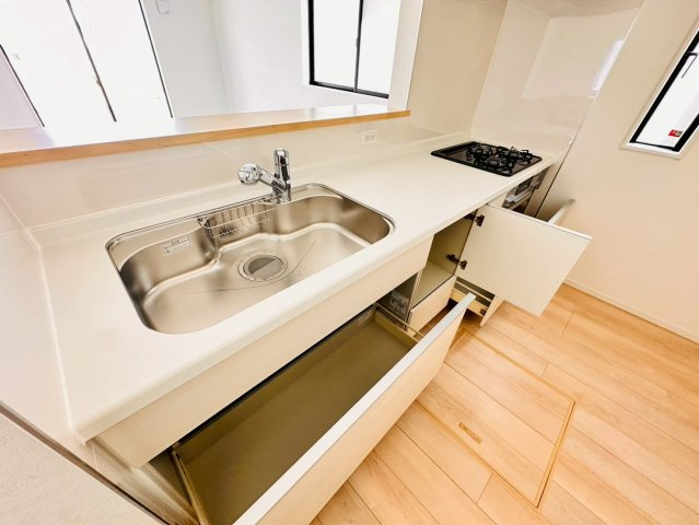 ♥♥宜野湾市上原第2-2号棟（全3棟）のキッチン|現地撮影2026.4☆いつでも内覧可能です♪