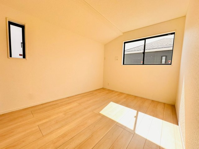 ♥♥宜野湾市上原第2-2号棟（全3棟）の洋室|現地撮影2026.4☆いつでも内覧可能です♪