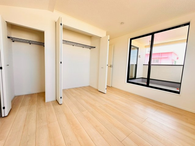 ♥♥宜野湾市上原第2-2号棟（全3棟）の洋室|現地撮影2026.4☆いつでも内覧可能です♪