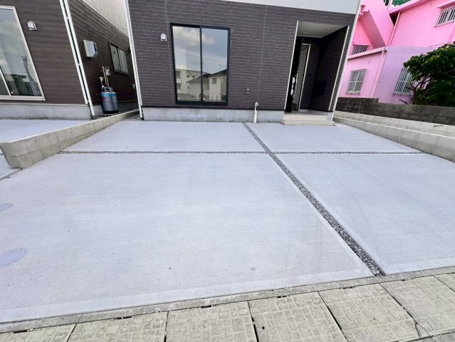 ♥♥宜野湾市上原第2-2号棟（全3棟）の駐車場|現地撮影2026.4☆いつでも内覧可能です♪