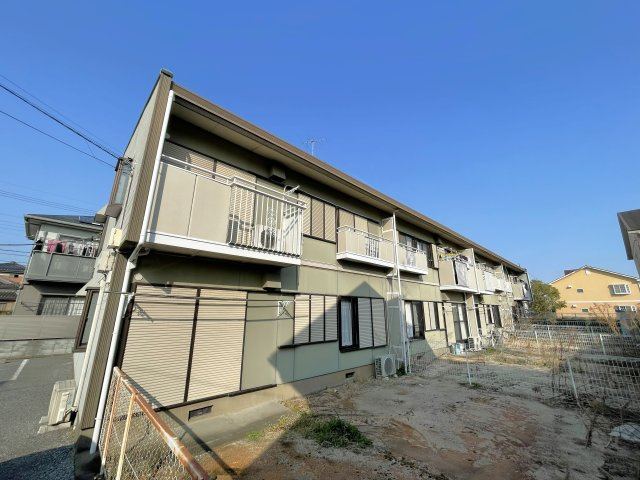 ライフタウニーB街区6号棟の外観