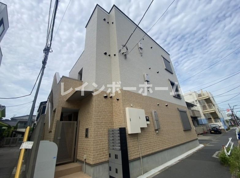 ブラン堀切菖蒲園の外観