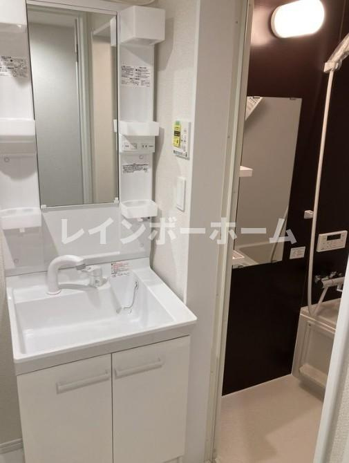 ブラン堀切菖蒲園の独立洗面台|※別部屋参照写真となります。