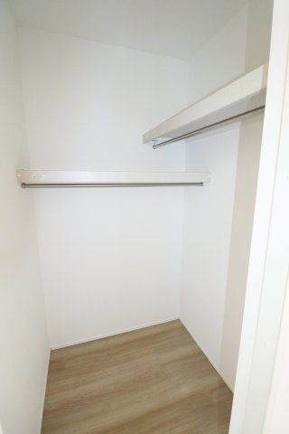 郡山市富久山町久保田字水口　　　１号棟　　　行健小学校、行健中学区の収納|ファミリークローク♪