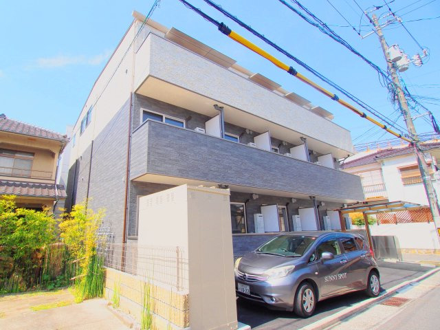 リフレスロイヤルシティⅤの外観
