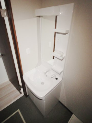 リフレスロイヤルシティⅤの洗面所