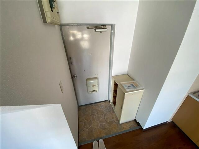 コーポラス上田の玄関