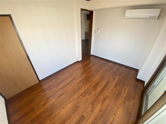 コーポラス上田の洋室