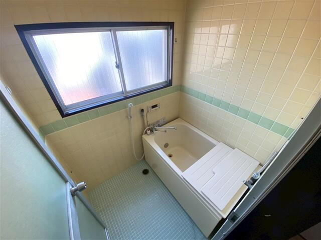 コーポラス上田の浴室