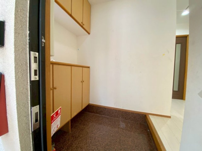 【玄関】 | ルミエール泉崎 | ルミエール泉崎★那覇市泉崎エリア